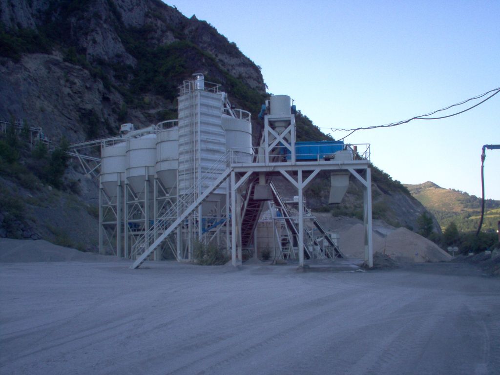 centrale grave ciment grande capacité de stockage agrégats et ciment