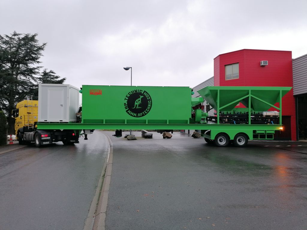 Centrale d'enrobage hypermobile